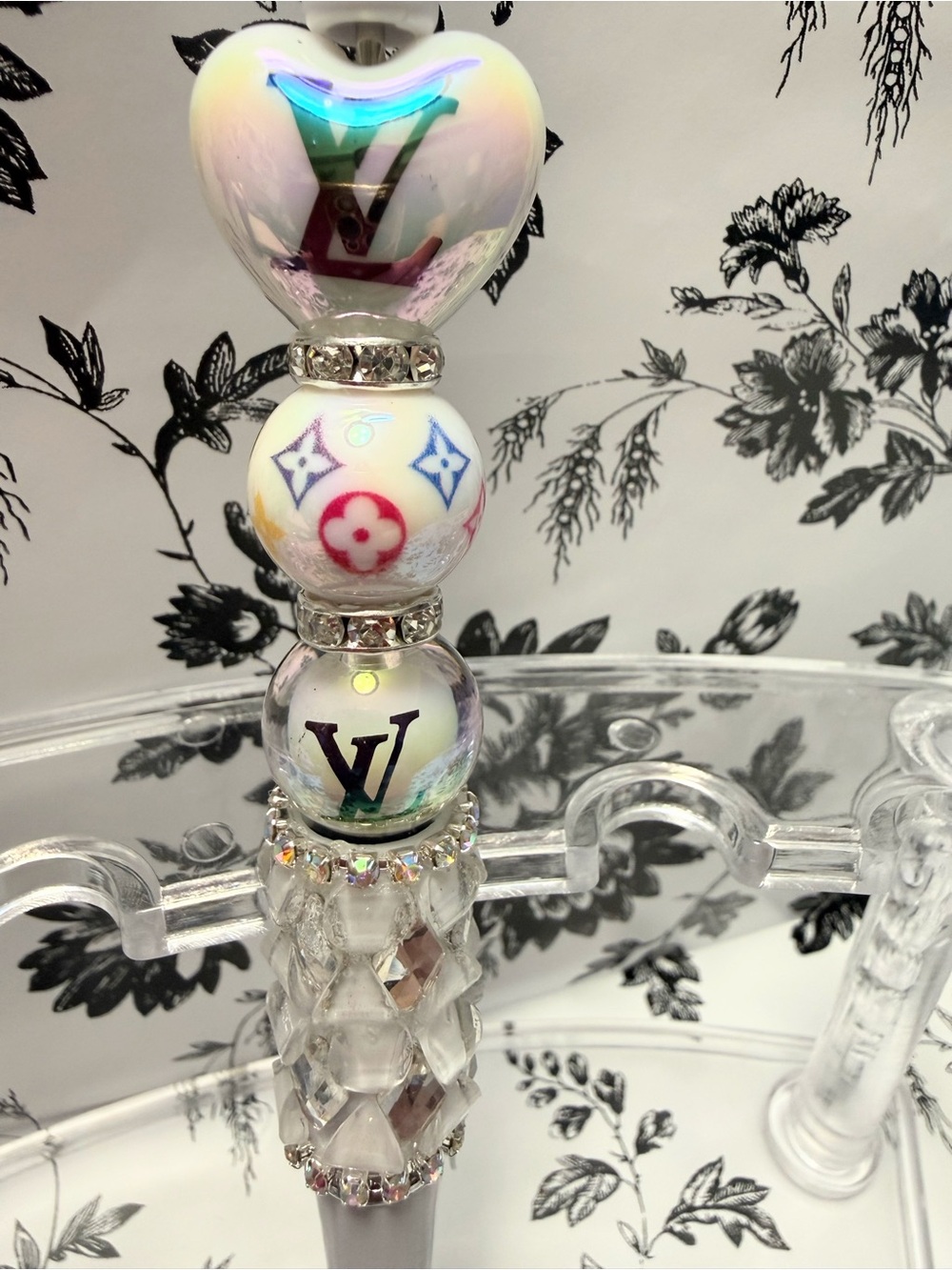 New Fashion “LV” Beaded Pen - Picture 2 of 2